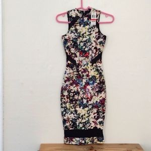 Material Girl Multi Color Floral Body Con Dress Exposed Back Zip NWT Size XS